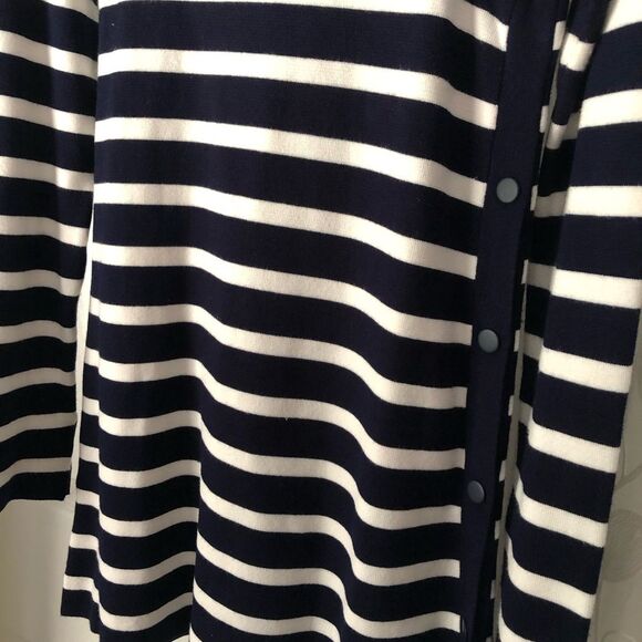 Zara knit sweater striped top side buttons tunic, size small - Picture 4 of 9